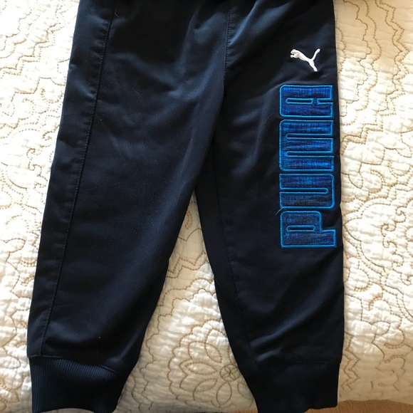 Boys Puma zip up jacket and matching pants. - Picture 4 of 6